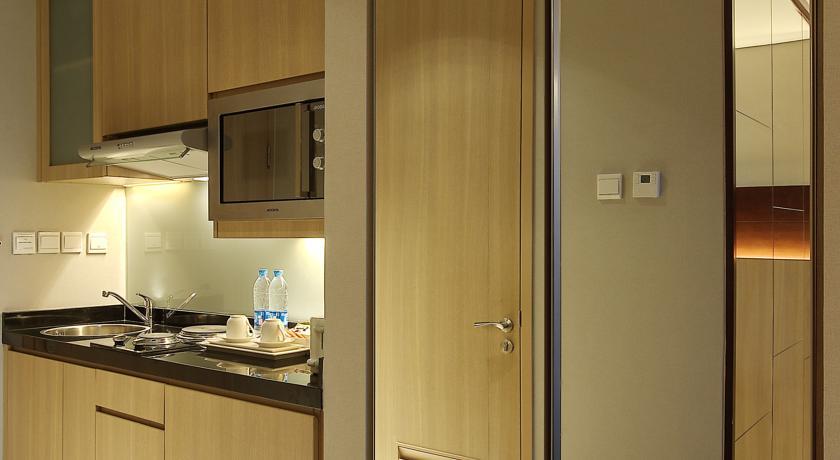 Ra Premiere Simatupang Apartment Jakarta Phòng bức ảnh