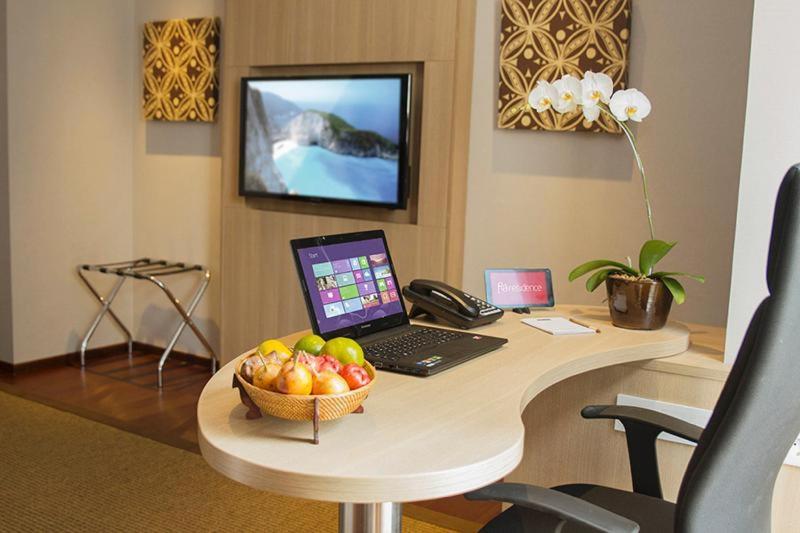Ra Premiere Simatupang Apartment Jakarta Phòng bức ảnh